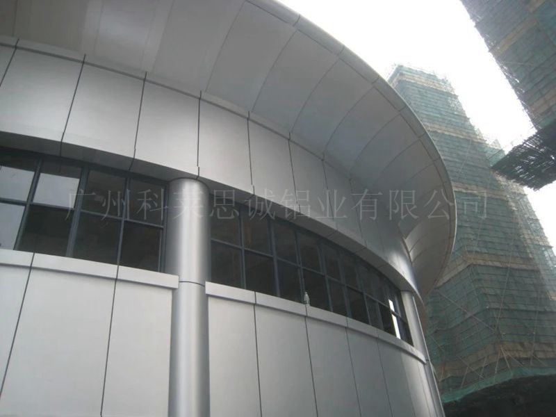 怎么才能打造出一个效果比较好的铝蜂窝板幕墙呢