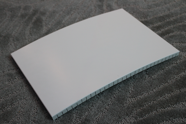 蜂窝铝板与瓦楞铝板区别对比，您有了解的这么细?